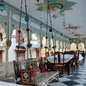 Outdoor dining - Jagat Palace (Pushkar)