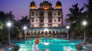 Unclassified image, 3 of 31, button - Jagat Palace (Pushkar)