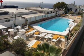 Outdoor pool - Mozart (Mogan)