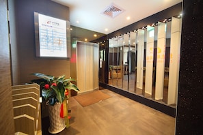 Hallway - E-House (Taipei)