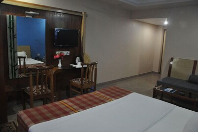 Hotel Naren Palace