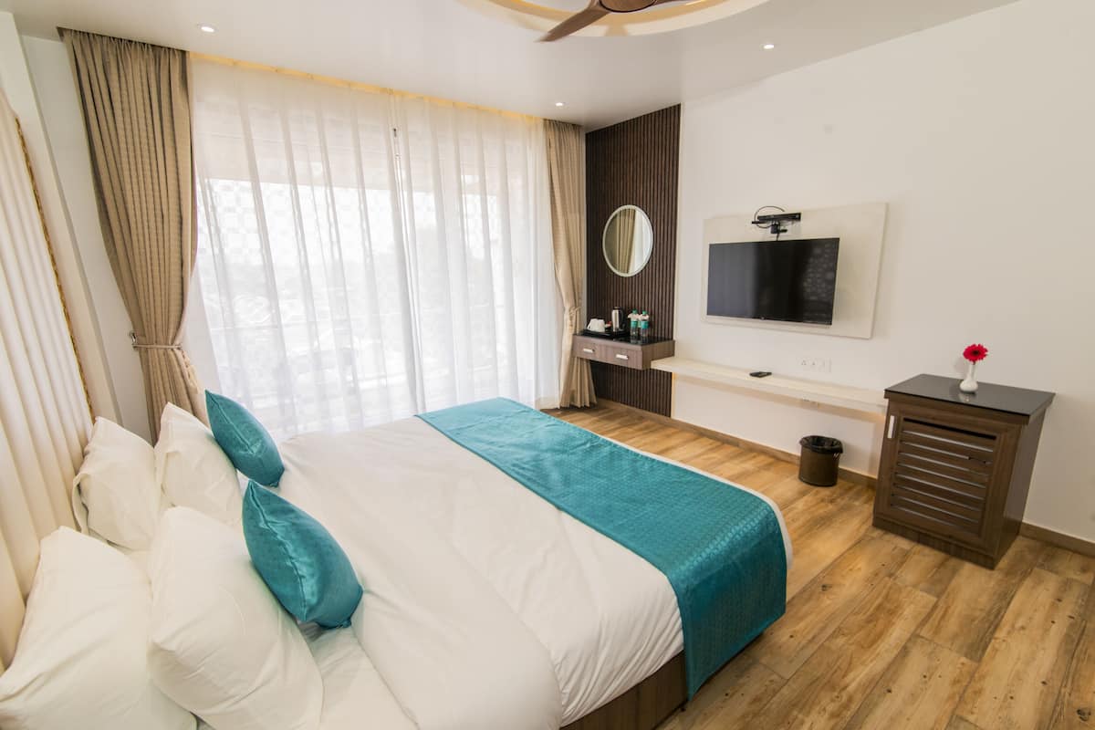 executive double room | premium bedding, in-room safe, individually furnished