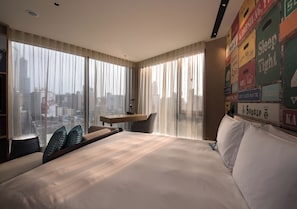 Quarto premium, 1 cama King e sofá-cama, vista para o parque | Roupas de cama antialérgicas, edredons de pluma, frigobar