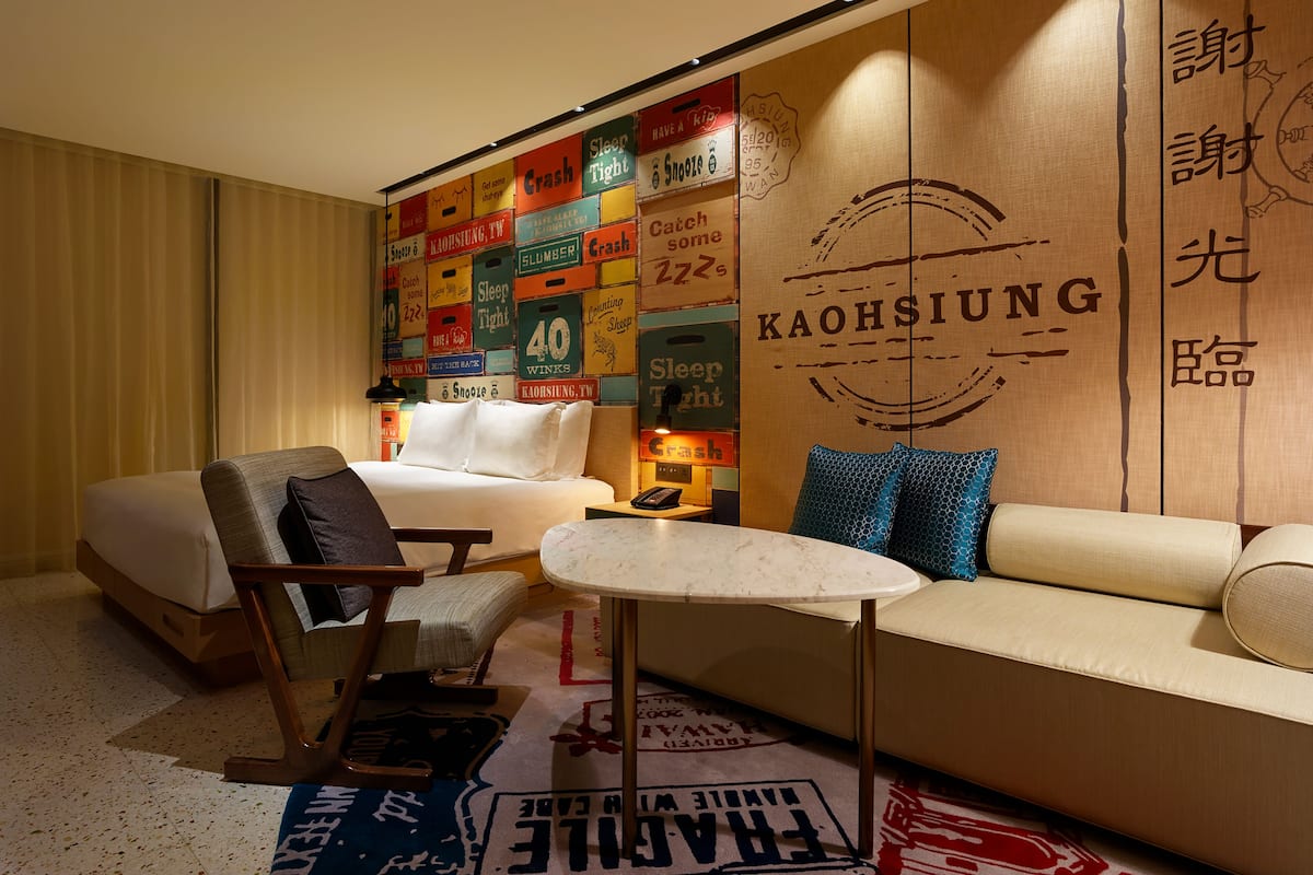 1 sovrum, allergitestade sängkläder, duntäcken och minibar