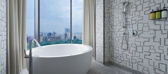 Hotel Indigo Kaohsiung Central Park by IHG