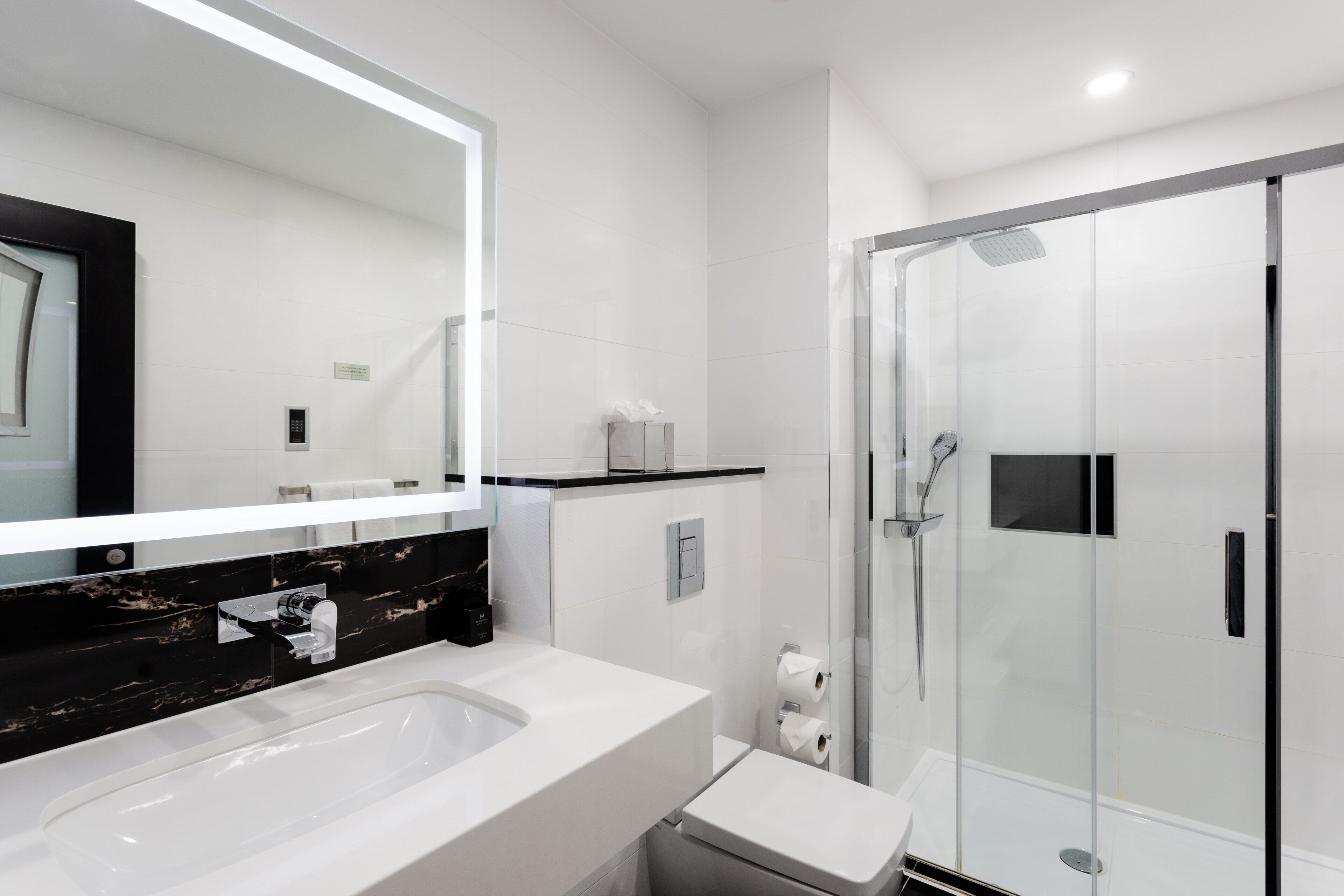 Photo - Montcalm Royal London House, London City