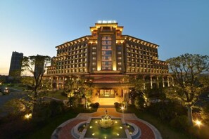 Exterior - Yuluxe Hotel Taizhou (Taizhou)