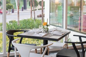Frühstück, Mittagessen und Abendessen