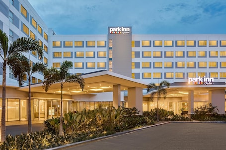 Exterior. Park Inn By Radisson Clark