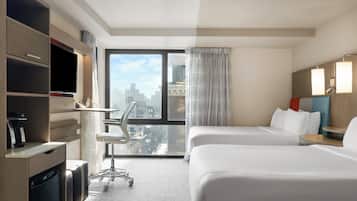 1 bedroom, premium bedding, in-room safe, desk