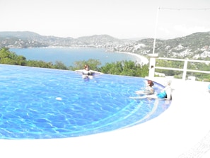 Alberca al aire libre