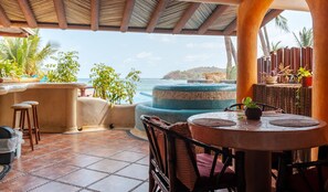 Terrace/patio - Arena Suites (Zihuatanejo)