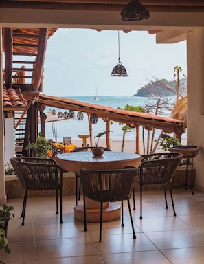 Terrace/patio - Arena Suites (Zihuatanejo)