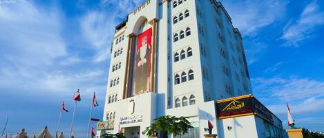 Front of property - evening/night