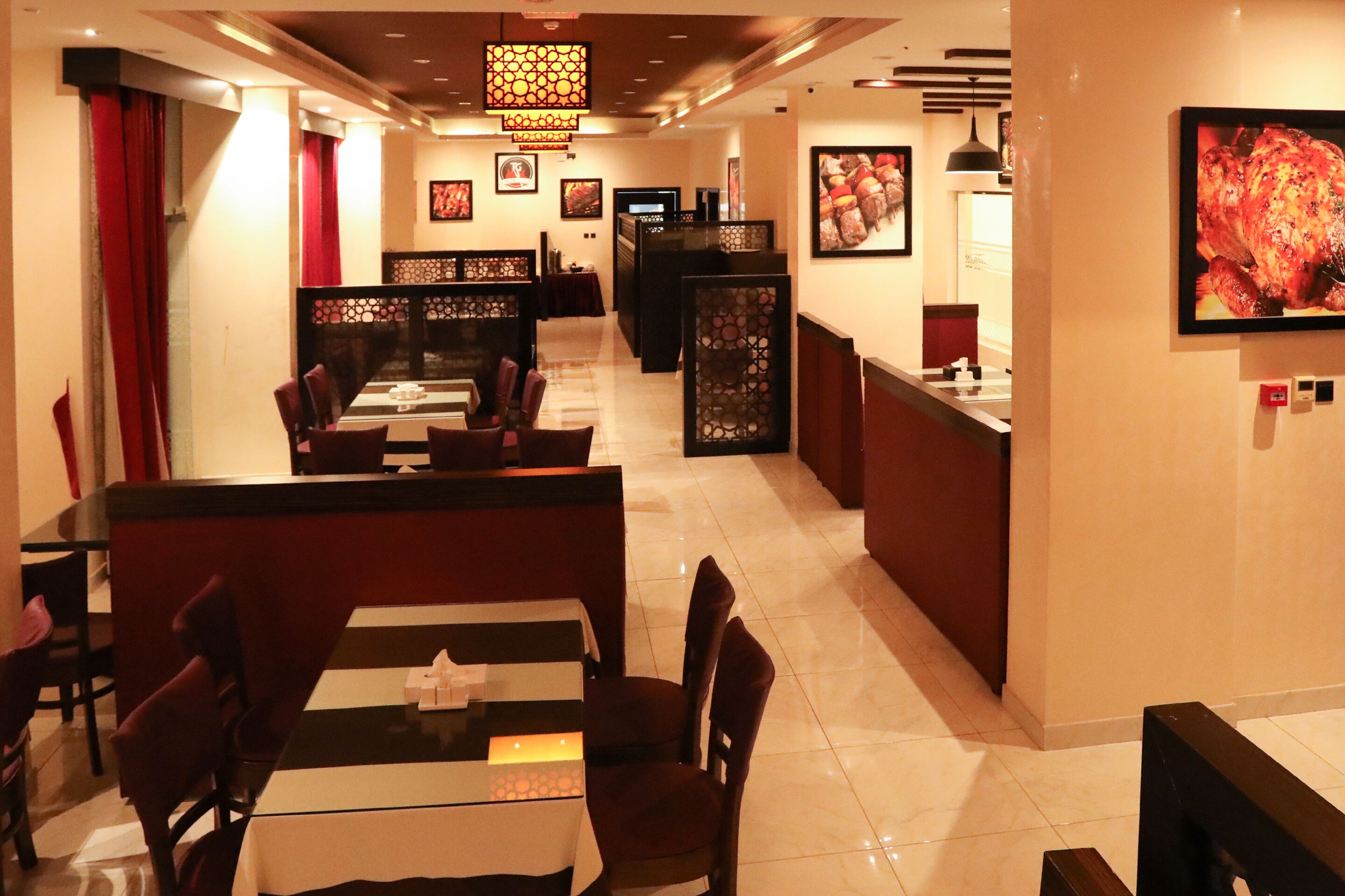 Café da manhã inglês todos os dias (OMR 2.7 por pessoa) 