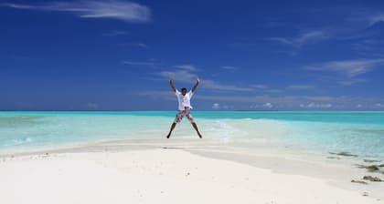 Beach Heaven Maldives - Golden Turtle Guest House