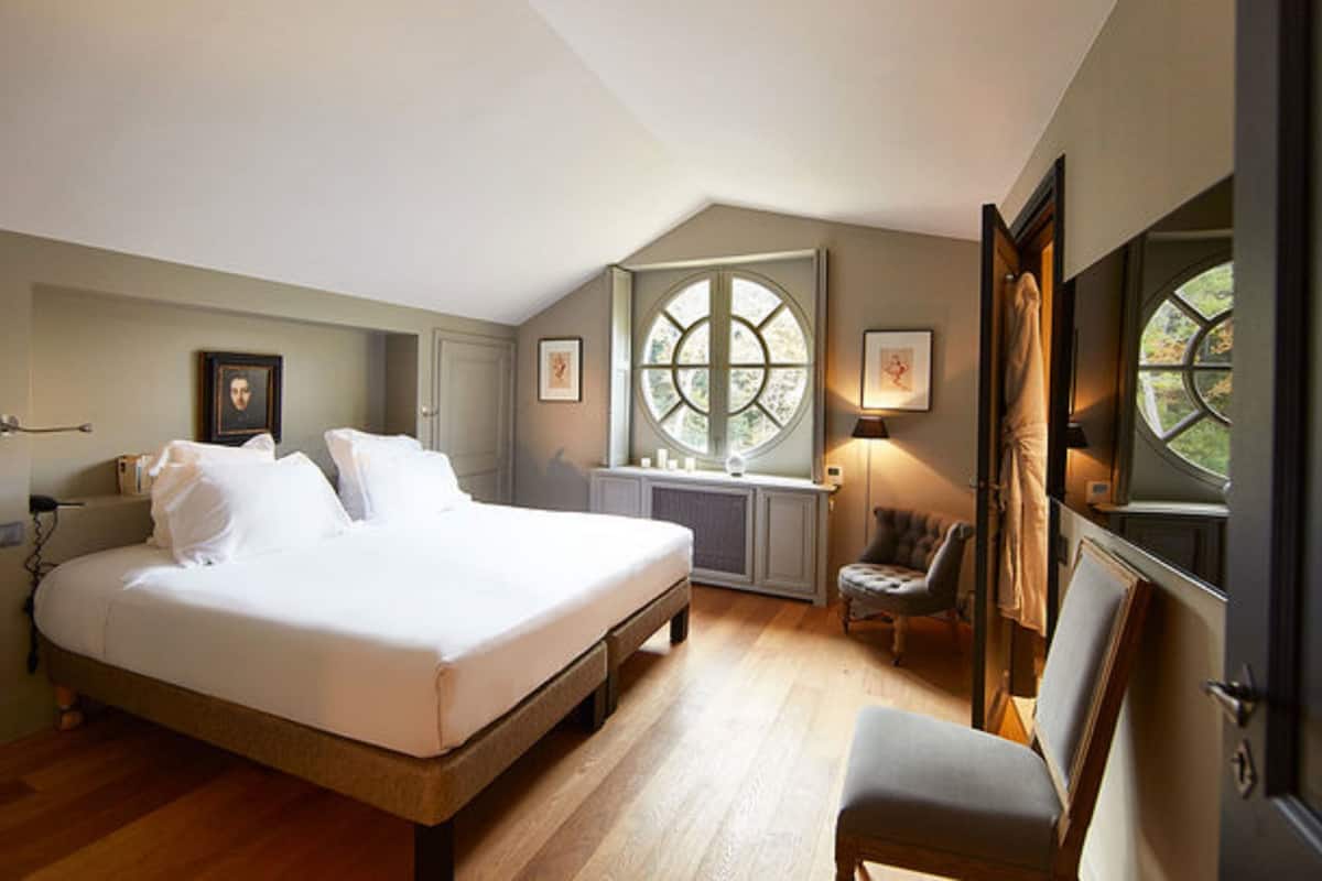 suite alphonse de savornin | 1 bedroom, premium bedding, free minibar items, desk