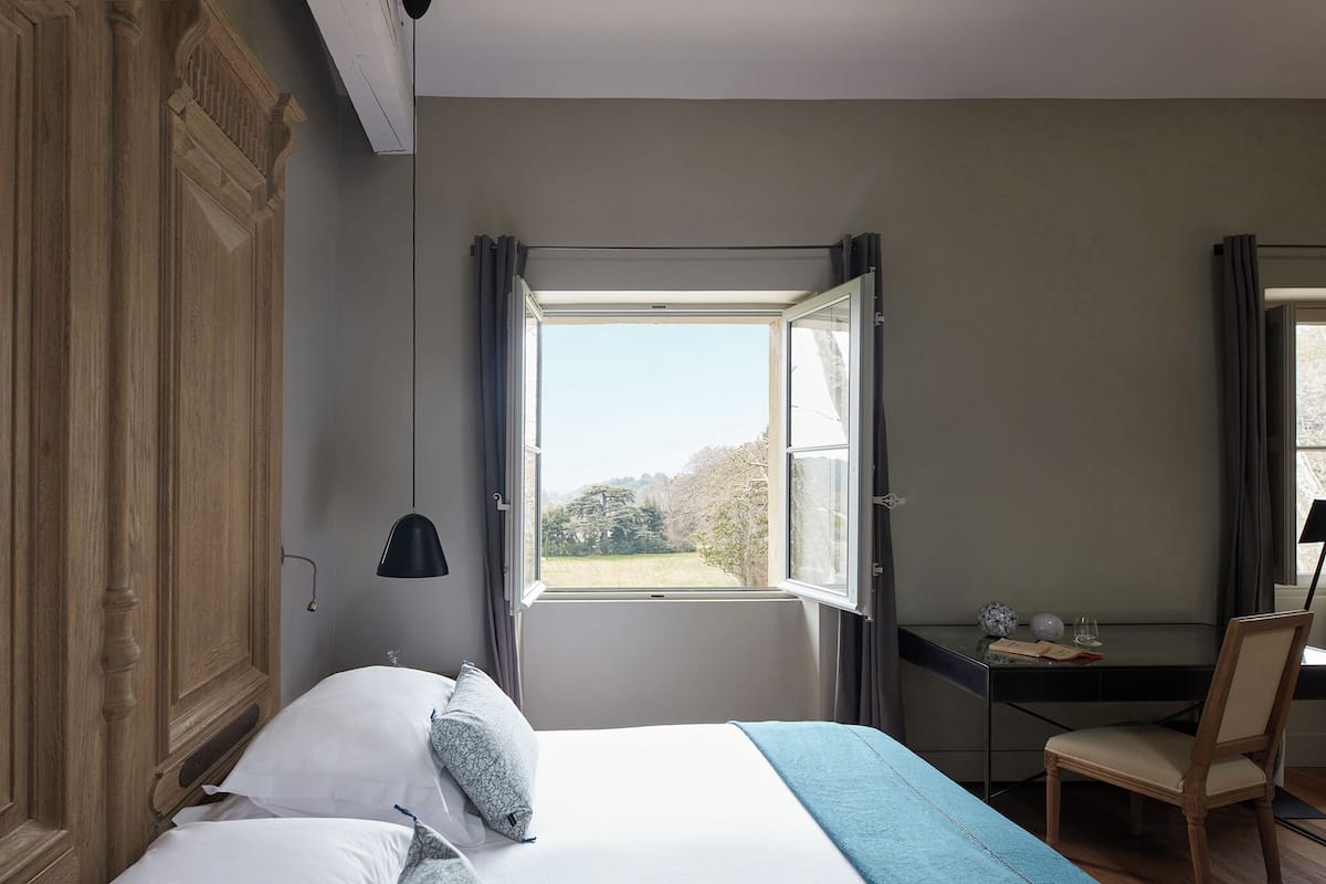 Prestige Duplex Room with Park View | Premium bedding, free minibar items, in-room safe, desk