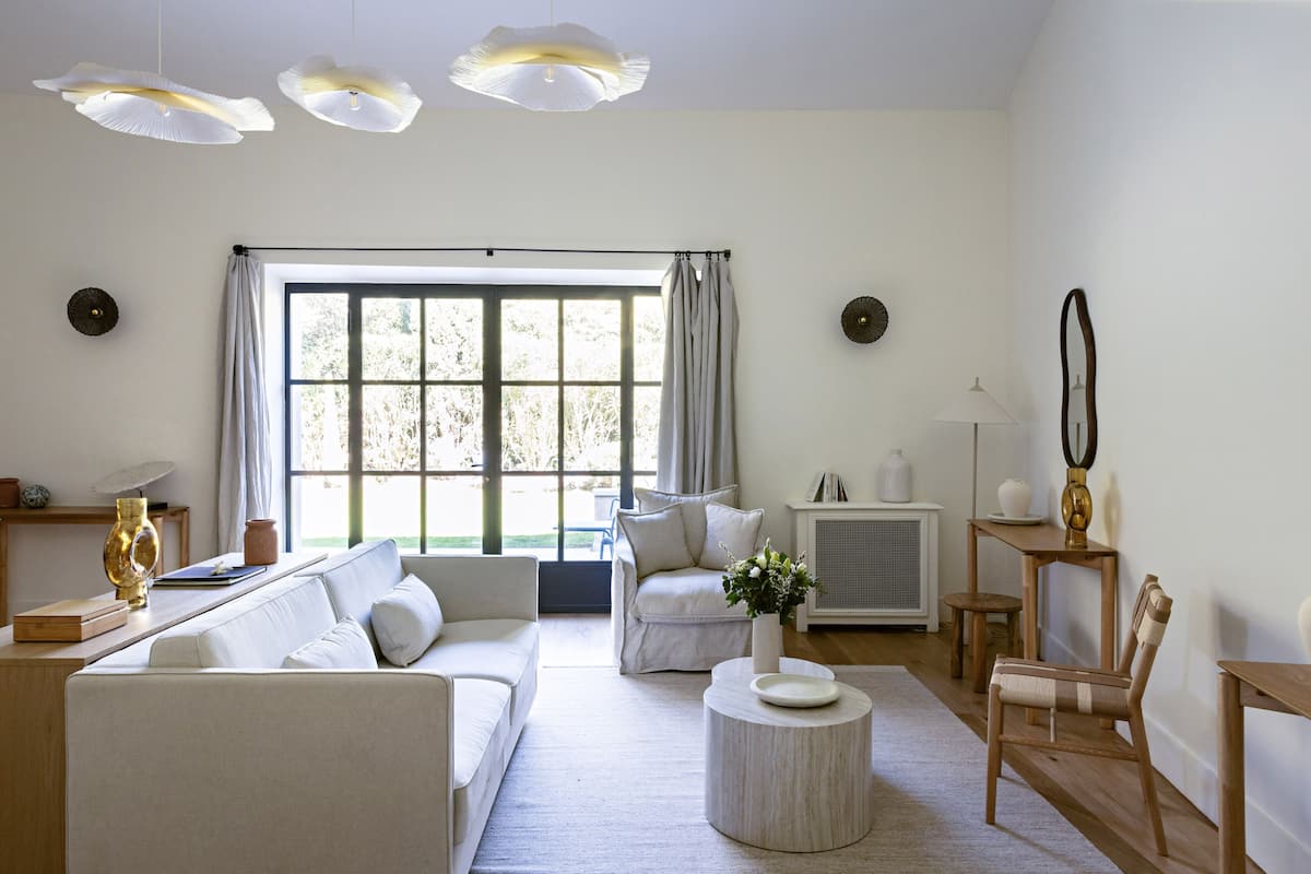 Suite Alphonse de Savornin | Premium bedding, free minibar items, in-room safe, desk