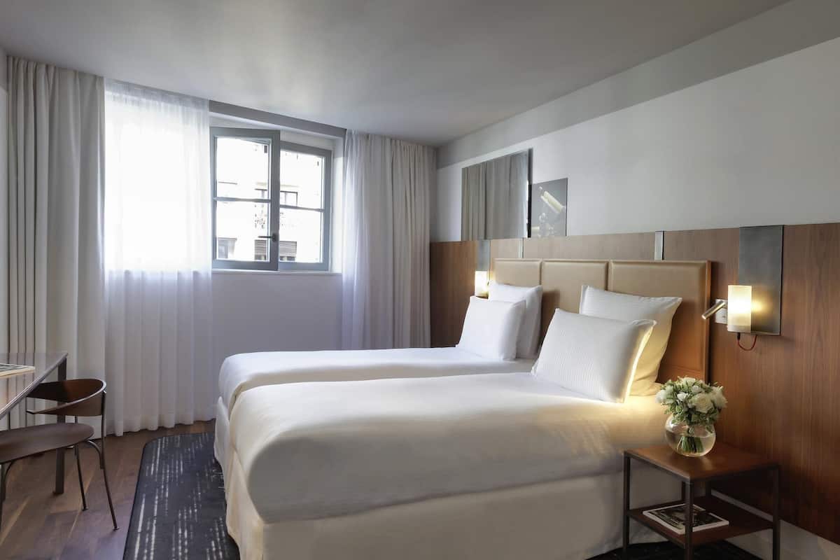 Superior-Zweibettzimmer, 2 Einzelbetten | Hochwertige Bettwaren, Minibar, Zimmersafe, Schreibtisch