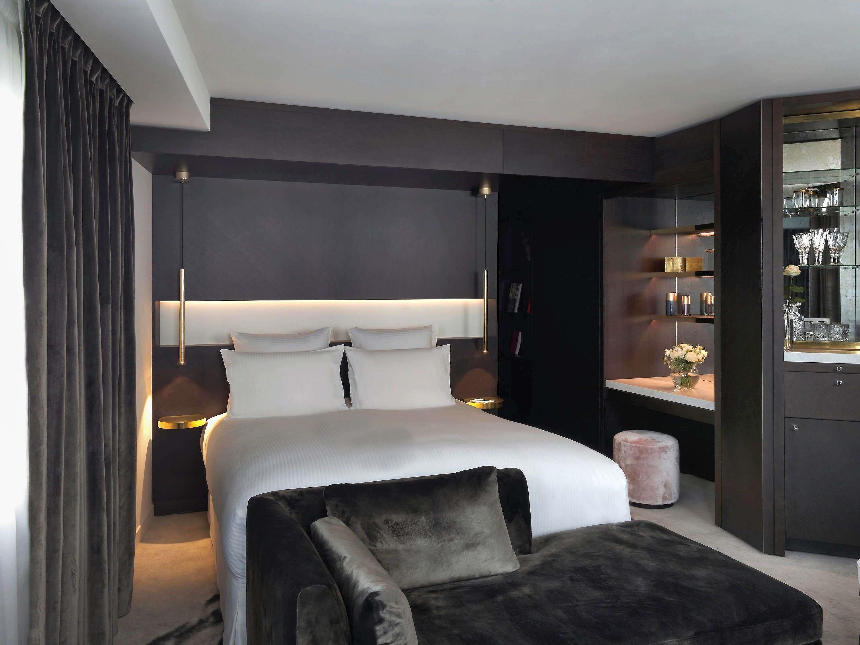 Signature Suite, 1 King Bed (Ebene Executive) | Premium bedding, minibar, in-room safe, desk
