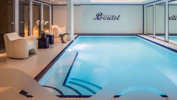 Piscine couverte