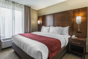 Skrivebord, skrivebord for bærbar PC og blendingsgardiner