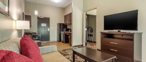 Suite, 1 King Bed with Sofa bed, Accessible, Non Smoking