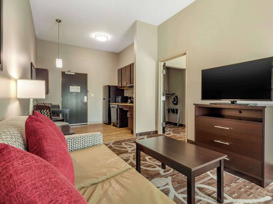 Suite, 1 King-Bett und Schlafsofa, barrierefrei, Nichtraucher