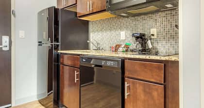 MainStay Suites Lincoln University Area