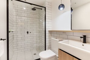 Shower, designer toiletries, hair dryer, towels - The Sebel Melbourne Moorabbin (Moorabbin)
