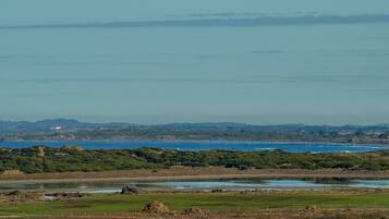 High View Cottage | Beach/ocean view
