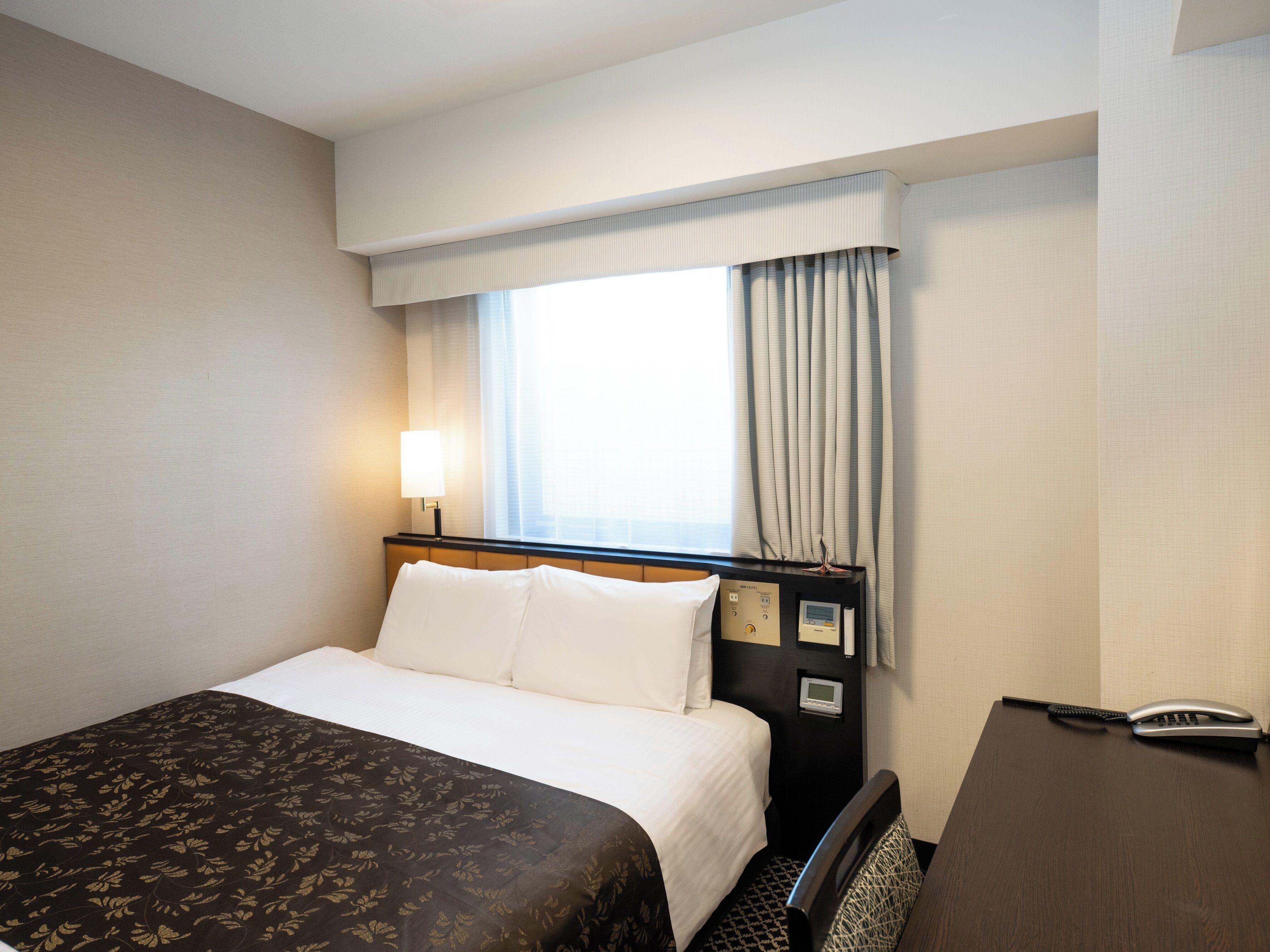 1 Schlafzimmer, Schreibtisch, Verdunkelungsvorhänge