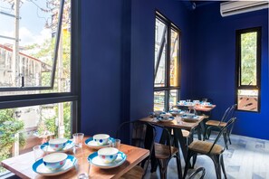 Thai cuisine - iSanook Hostel (Bangkok)