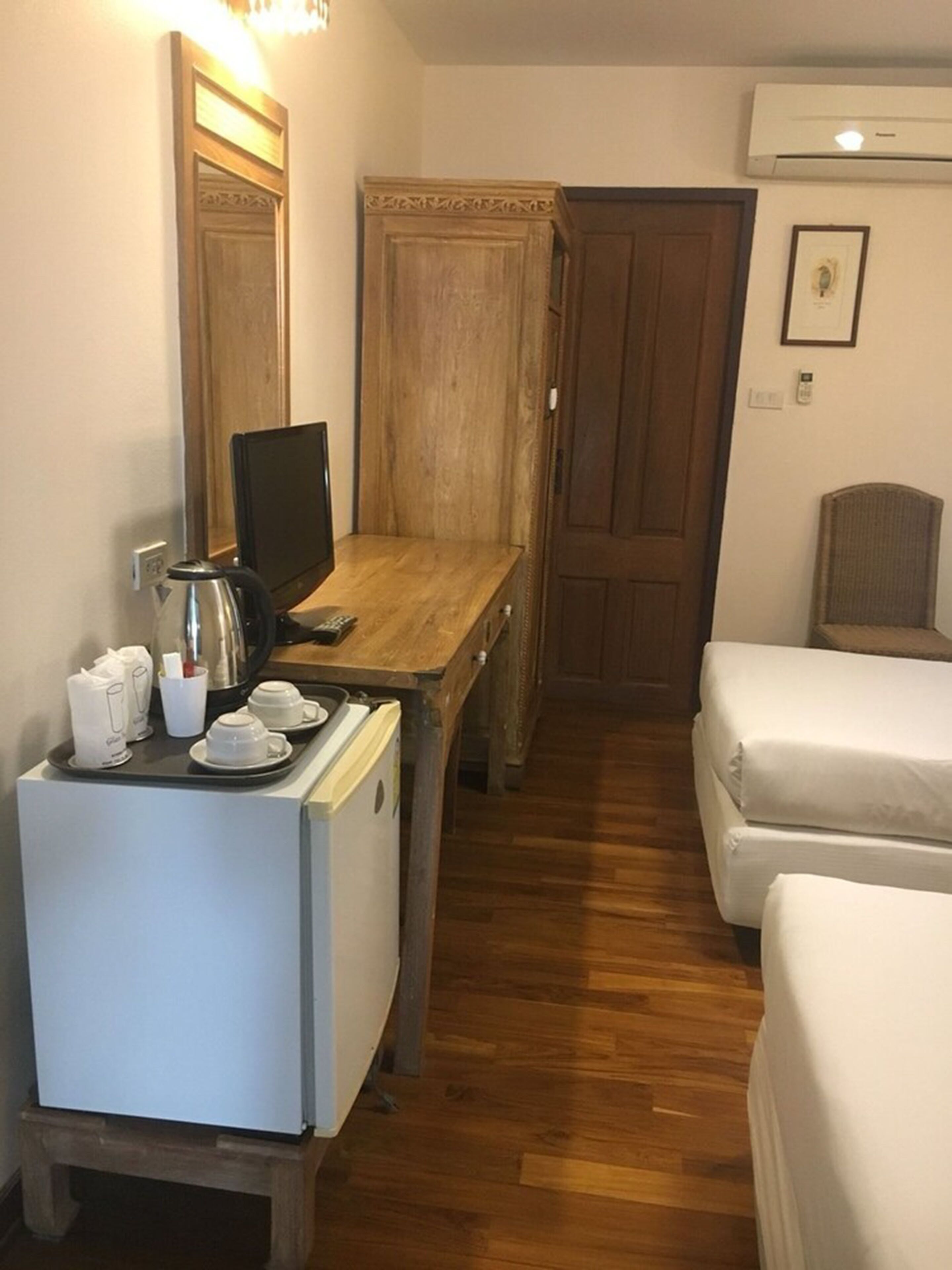 standard twin bed room with balcony | in-room safe, blackout curtains, rollaway beds, free wifi