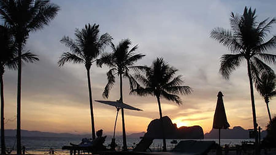 Koh Ngai Thanya Beach Resort