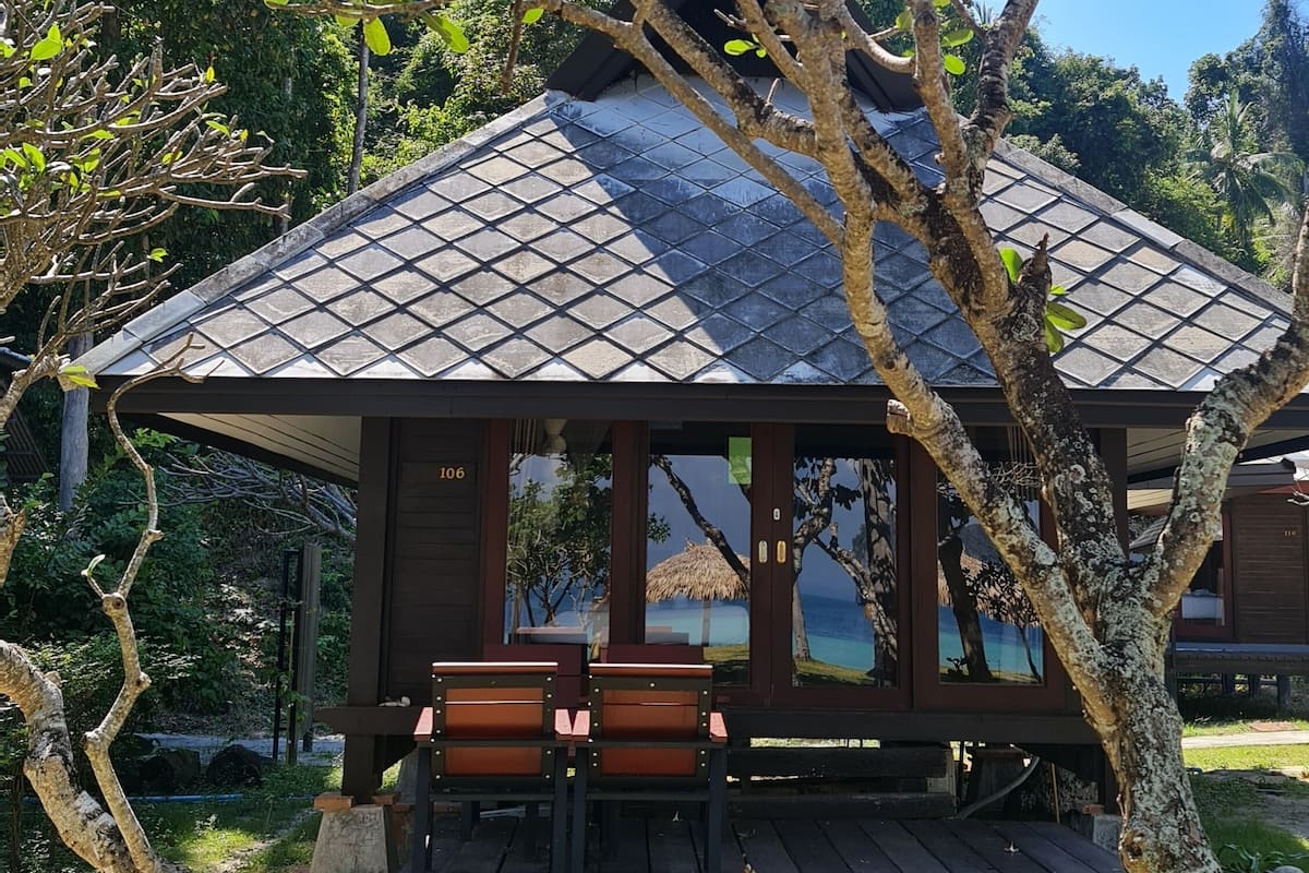 Deluxe Family with Ocean View Bungalow | Front of property