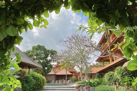 Exterior. Gayatri
