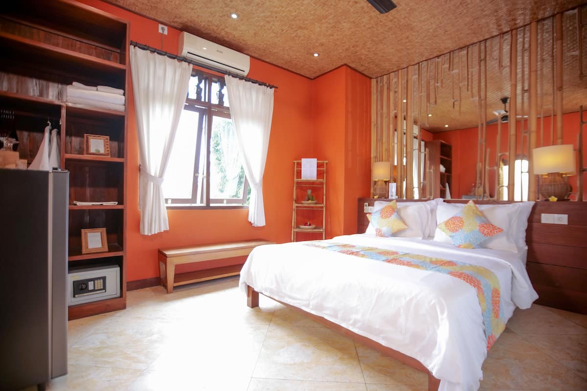 Superior-Doppelzimmer, 1 Queen-Bett | Minibar, individuell dekoriert, Schreibtisch, Verdunkelungsvorhänge