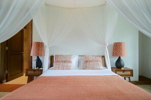 Double Room, 1 Queen Bed, Ground Floor | Minibar, individually decorated, desk, blackout drapes - Gayatri (Ubud)