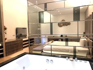 Standard Double Room | Television