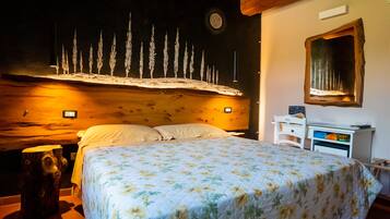 Camera Classic con letto matrimoniale o 2 letti singoli | Biancheria da letto di alta qualità, copriletto in piuma