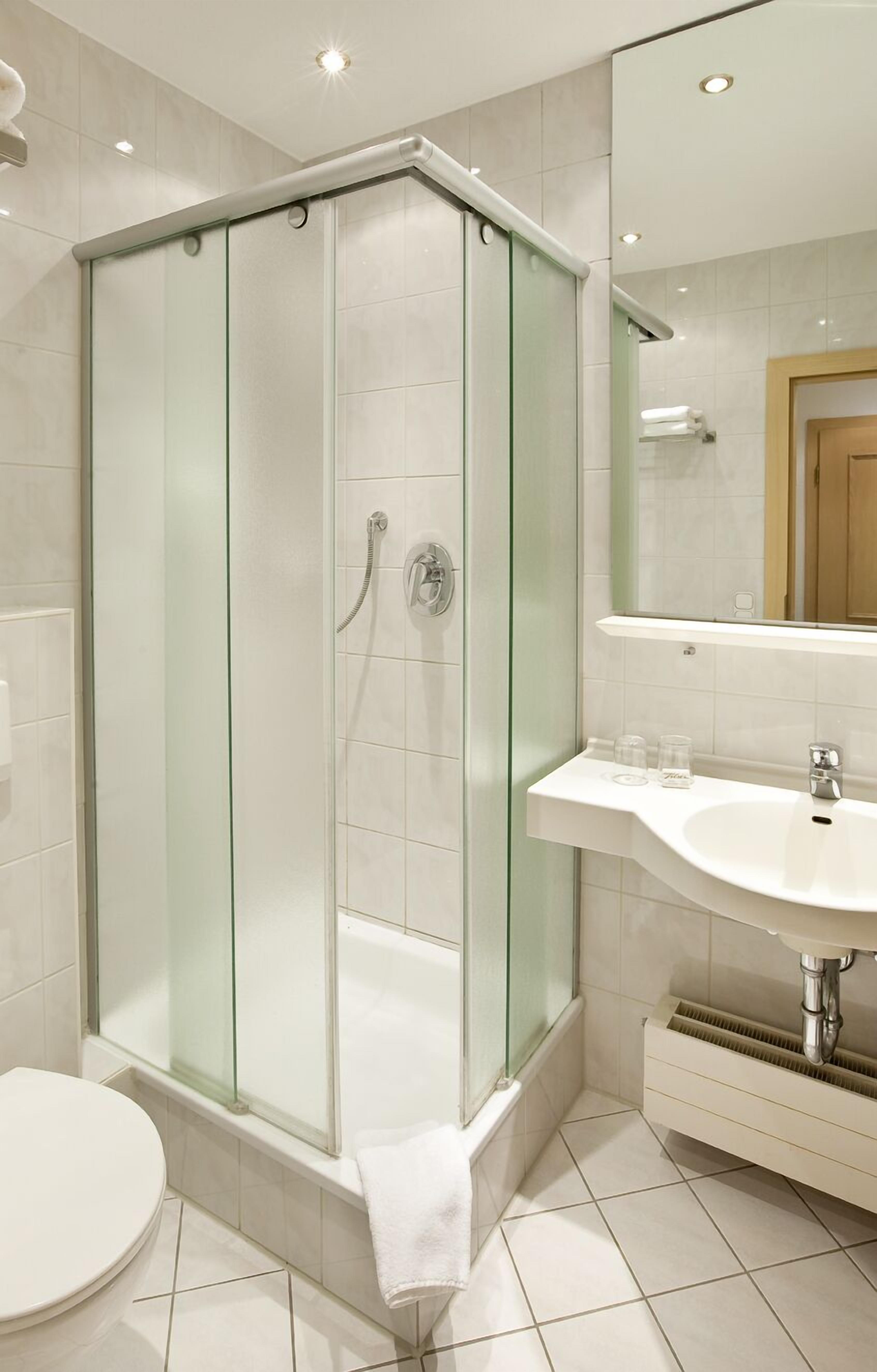 family quadruple room, 1 bedroom | bathroom | shower, hair dryer, bathrobes, slippers