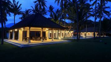 Front of property – evening/night