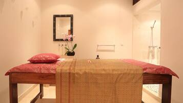 Body treatments, body scrubs, facials, massage/treatment rooms