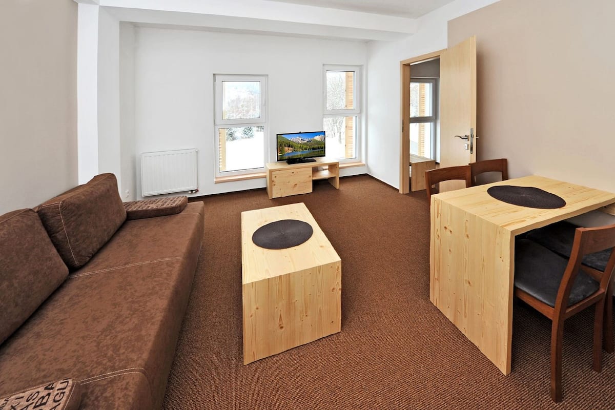 standard apartment, 1 bedroom | living area