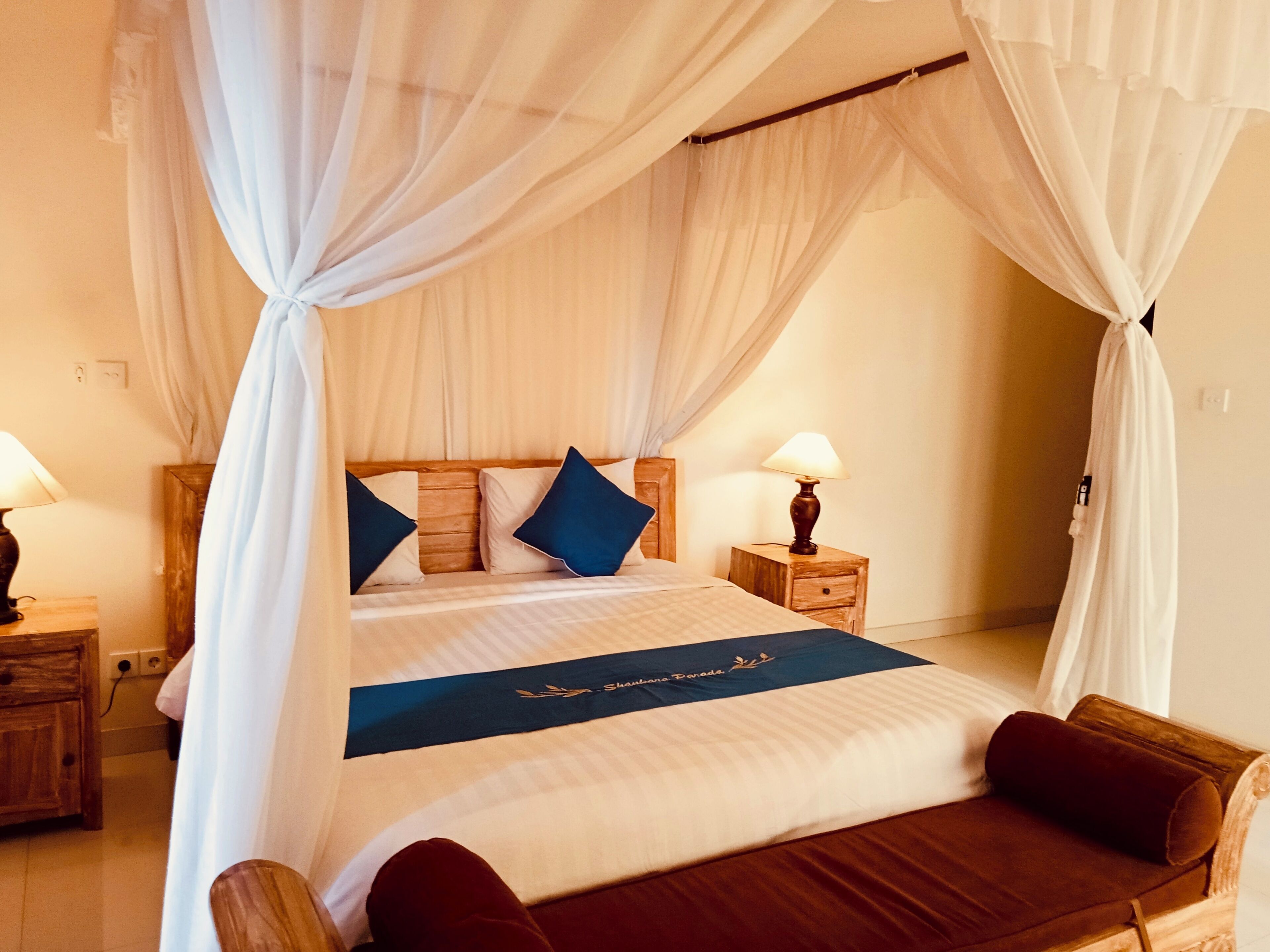 1 bedroom, in-room safe, desk, rollaway beds