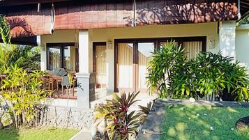 Two Bedroom Villa (pool and ocean view) | 1 bedroom, in-room safe, desk, rollaway beds