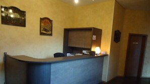 Unclassified image, 5 of 21, button - Hotel du Stand (Martigny)
