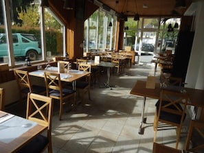 Lunch and dinner served - Hotel du Stand (Martigny)